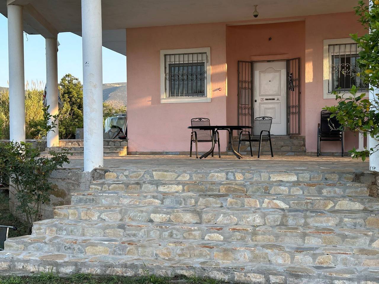 Tanjas Paradise in Achladi, Fthiotida