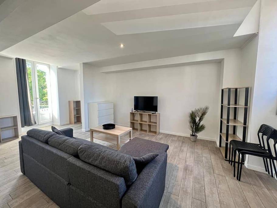 Appartement entier, Apartment in Poitiers, Vienne (France)
