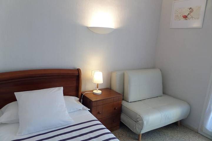 Appartement entier, Nouveau Devant La Plage. Vues Superbes Sur La Mer. Bien Situé. in Els Pins Blanes, Blanes