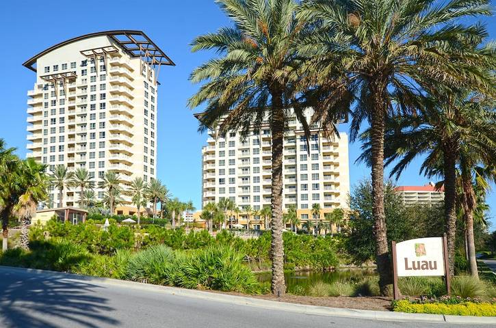 Vacation rental for 3 people, with yard and pool as well as hot tub and balcony in Sandestin