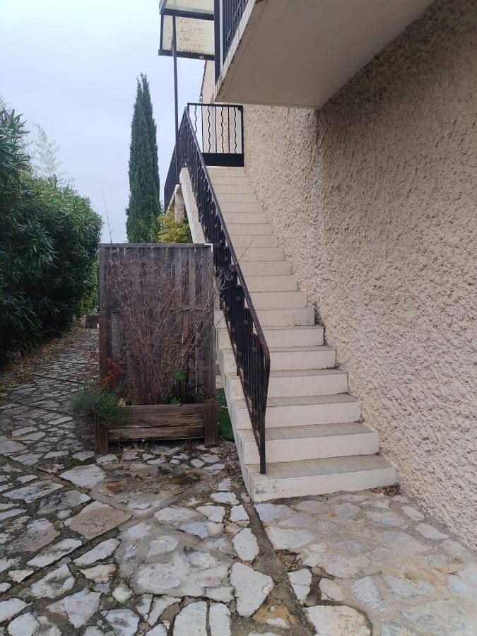 Appartement entier, One-Bedroom Apartment in Le Crès, Côte méditerranéenne (France)