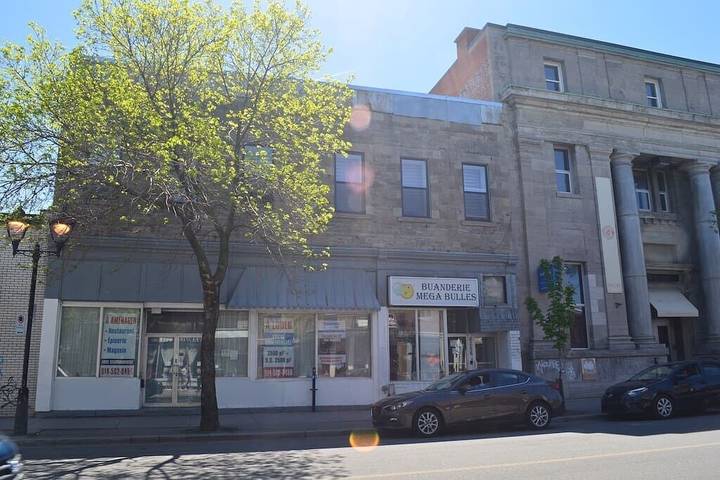 Hôtel pour 2 personnes, avec jardin à Montréal - 2