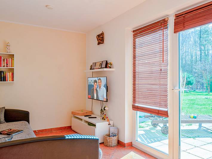 Ferienwohnung für 4 Personen, mit Terrasse und Garten in Gelbensande - 3