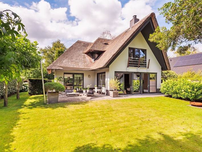 Villa voor 6 personen, with Whirlpool and Tuin as well as Sauna in Schoorl