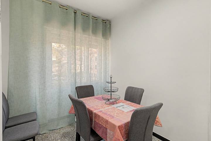 Ganze Wohnung, Ferienwohnung 'Casa Diana 2K' mit Balkon, WLAN und Klimaanlage in Ventimiglia (Stadt), Ventimiglia