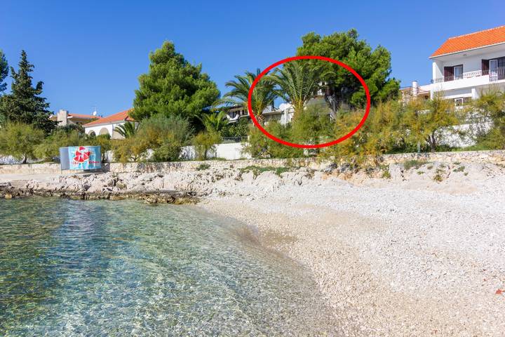 Ganze Wohnung, 2-Zimmer-Ferienwohnung am Strand Rogoznica A-2010-a in Rogoznica, Šibenik-Knin