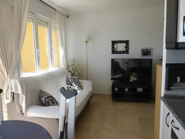 Appartamento intero, Attico con 1 camera da letto in prima linea sulla spiaggia in Urbanización Roquetas de Mar, Roquetas de Mar
