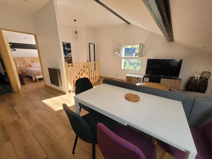 Gîte pour 2 personnes, avec Jardin dans Pontamafrey-Montpascal