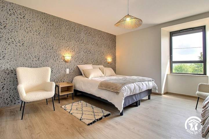 Location de vacances pour 14 personnes, avec jardin et terrasse à Glénac - 2