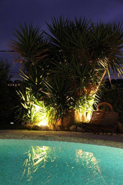 Location de vacances pour 4 personnes, avec jardin et vue ainsi que piscine et bassin pour enfant à Peymeinade - 4