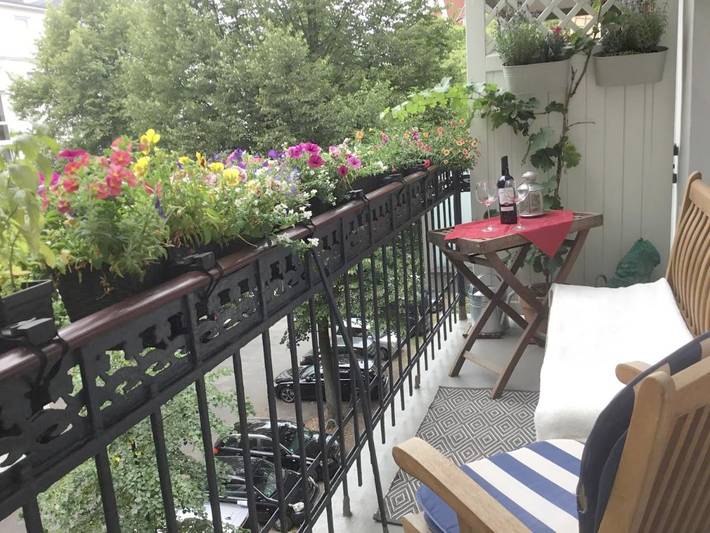 Ferienwohnung für 2 Personen, mit Balkon und Terrasse sowie Ausblick in Eimsbüttel Hamburg