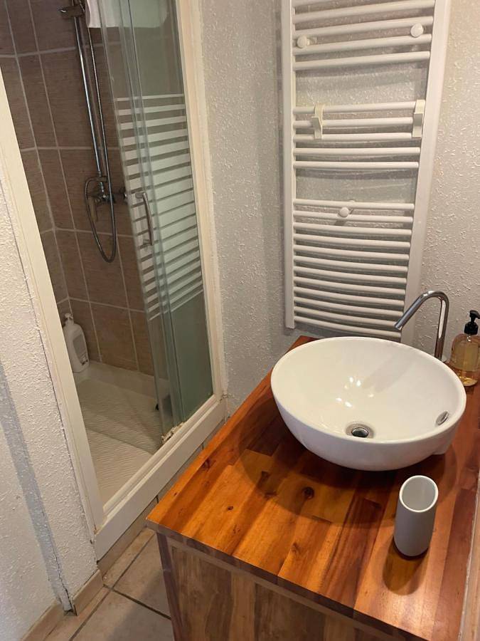 Three-Bedroom House in Belcaire, Région de Limoux