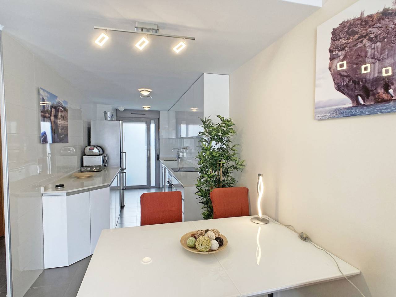 Appartement entier, Appartement en bord de mer avec piscine et WiFi, à 600 m de Cala Roja in Cabo de Palos, Mar Menor