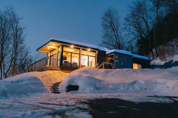 Vacation Rental for 6 Guests in Quebec, Canada, Picture 1