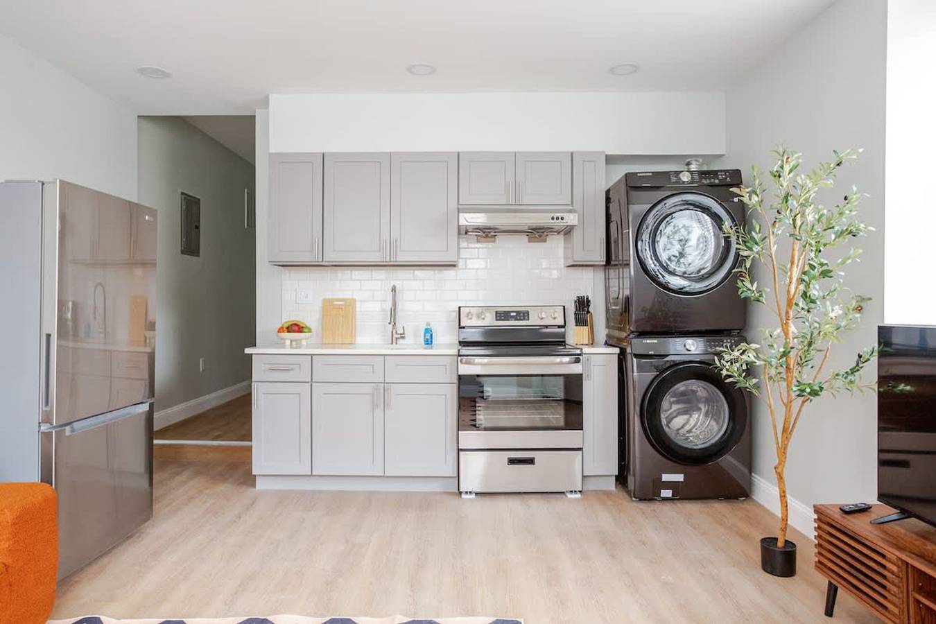 Apartamento entero, French Japan Mins to City Center 1King 2Queens in Filadelfia, Pensilvania