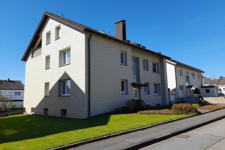 Appartement entier, Double room, bathroom, toilet, balcony - Iburgblick Vacation Rental in Bad Driburg, Arrondissement de Höxter