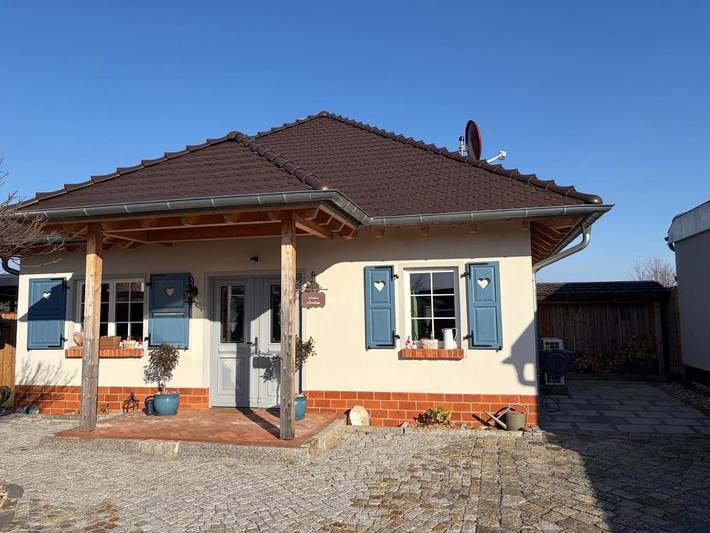 Villa für 8 Personen, mit Whirlpool und Pool sowie Sauna und Garten in Sachsen - 4