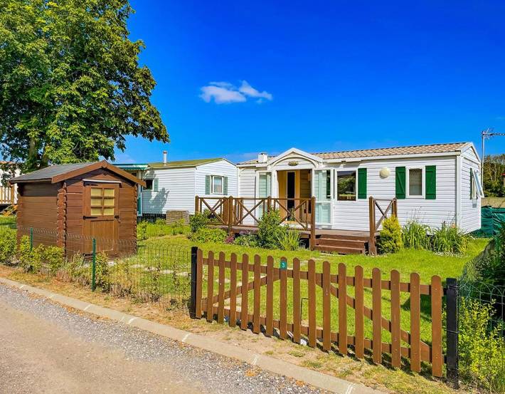 Camping pour 4 personnes, avec jardin ainsi que piscine et terrasse - 1