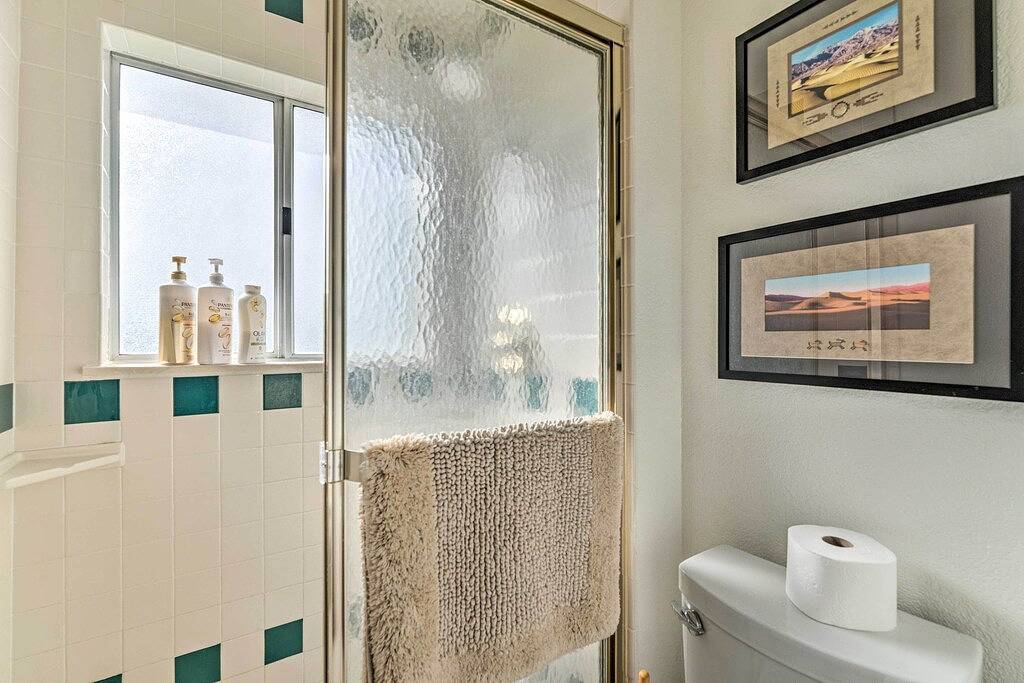 \"Vegas Oasis\" Home w / Pool & Spa-7 Meilen zum Strip! in Las Vegas, Red Rock Canyon