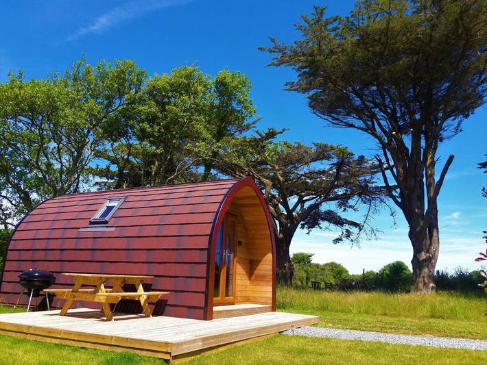 Glamping for 4 people, with Terrace and Garden as well as View in The Lizard Peninsula