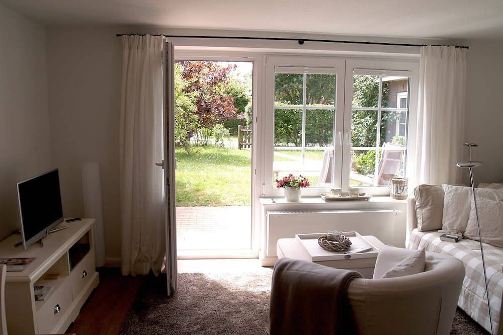 Ganze Wohnung, Haus Anneliese Bungalow Düne auf Amrum: 500 m zum Strand, Wlan inklusive in Norddorf, Amrum