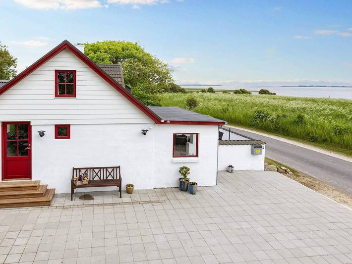 Ferienhaus für 6 Personen, mit Terrasse und Garten