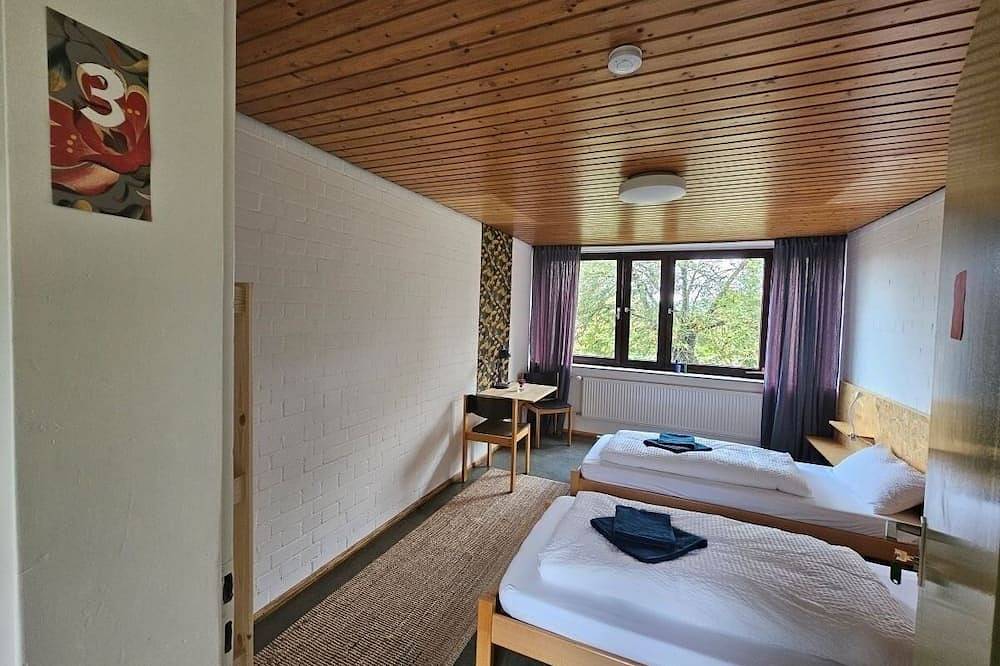 Ganze Wohnung, Doppelzimmer für 2 Gäste mit 15m² in Gomadingen (297578) in Gomadingen, Neckar-Alb