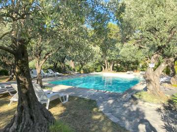 Hôtel pour 2 personnes, avec piscine et jardin à Nyons