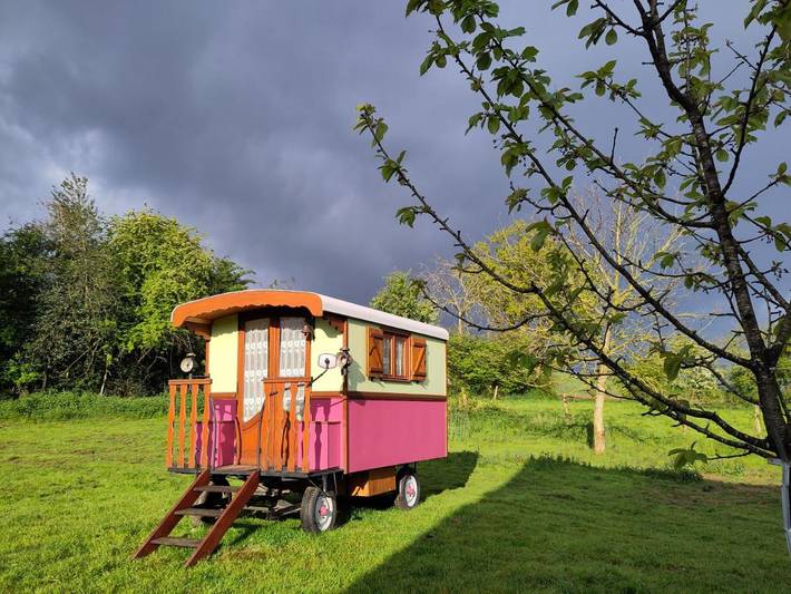 Location de vacances pour 2 personnes, avec jardin et vue à Pont-Farcy - 3