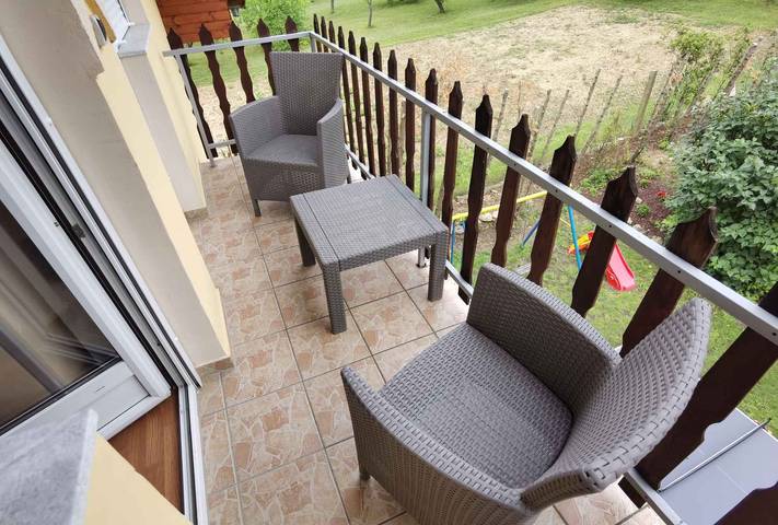Ganzes Studio, Studio mit Garten und Internet in Balatongyörök, Balaton Hochland Nationalpark