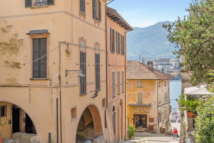 Gîte pour 4 personnes, avec Jardin à Orta San Giulio