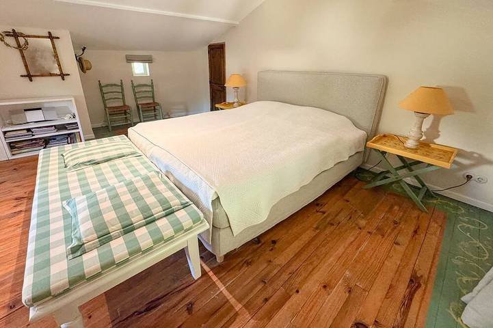 Location de vacances pour 4 personnes, avec Balcon ainsi que Terrasse et Jardin à Le Garn - 2