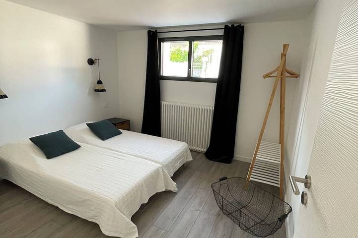 Location de vacances pour 8 personnes, avec jardin et terrasse dans Plage De Ragnette - 4