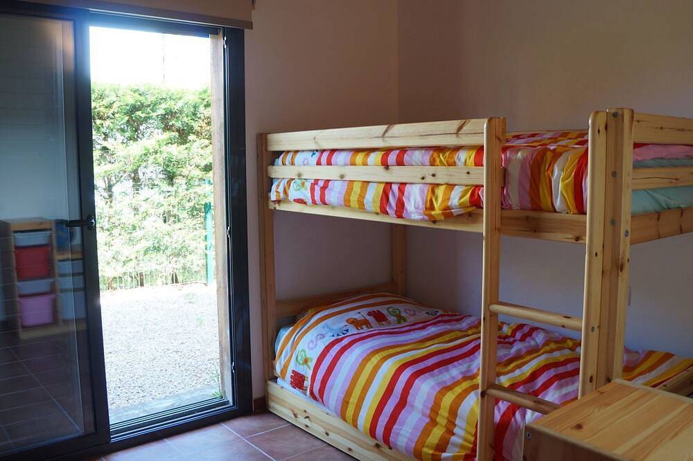 Costabravaforrent Gavarres, für 6 Personen mit Gemeinschaftspool in Albons, Costa Brava