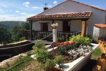 Gîte pour 2 personnes, avec balcon et jardin dans Vinhais