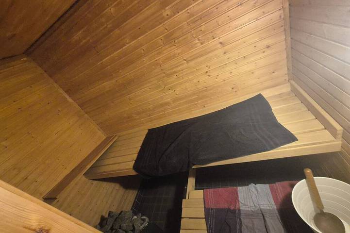 Ganze Wohnung, 124 m² Gästeapartment zentral gelegen mit Sauna und eigenem Eingang in Bottenwiek