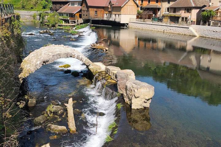Location de vacances pour 6 personnes, avec terrasse dans Lods
