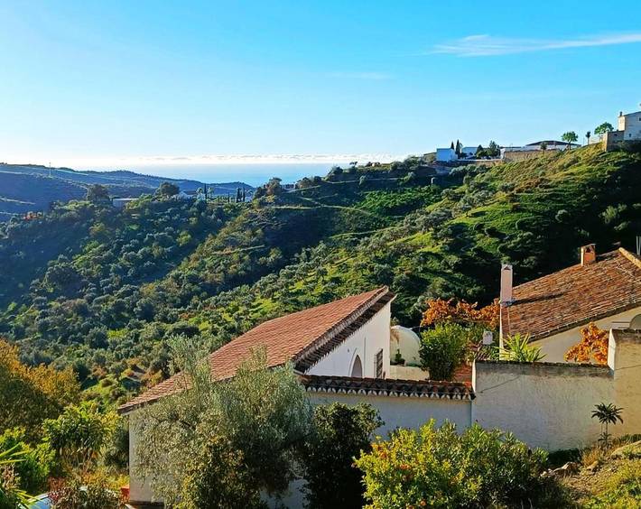 Casa de vacaciones para 4 personas, con Balcón y Terraza además de Jardín y Piscina en Moclinejo