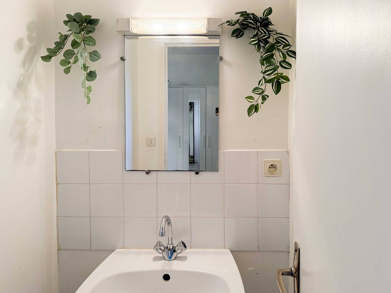 Ganze Wohnung, Gemütliches Zimmer in einer freundlichen Wohngemeinschaft – Lyon 8. in Lyon, Lyon und Umgebung