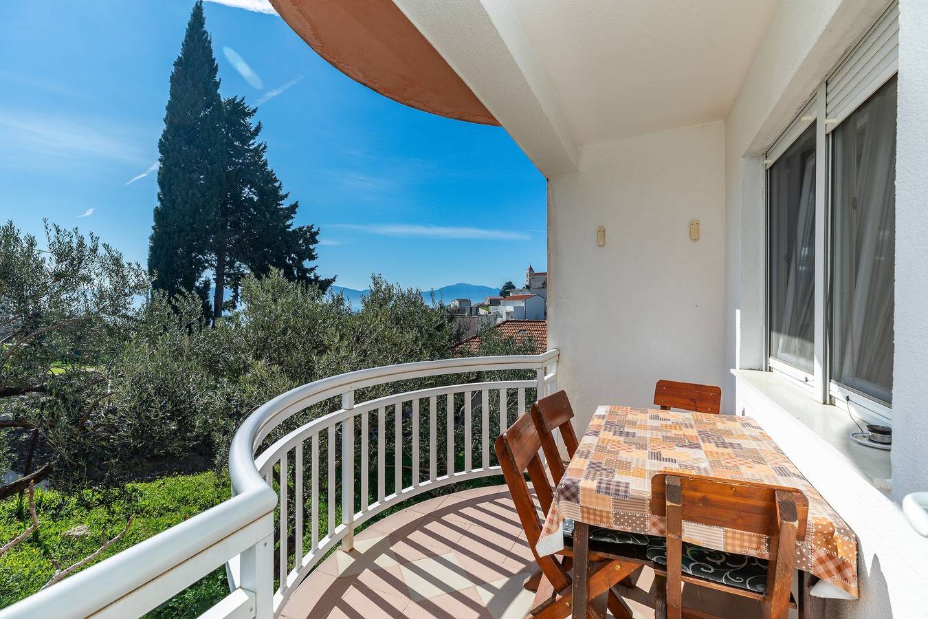 Ganze Wohnung, 1-Zimmer-Ferienwohnung mit Terrasse und Meerblick Gradac, Makarska A-6820-d in Gradac, Makarska Riviera