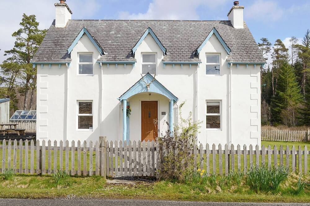 3 Schlafzimmer Unterkunft in Rosehall, near Lairg in Highlands