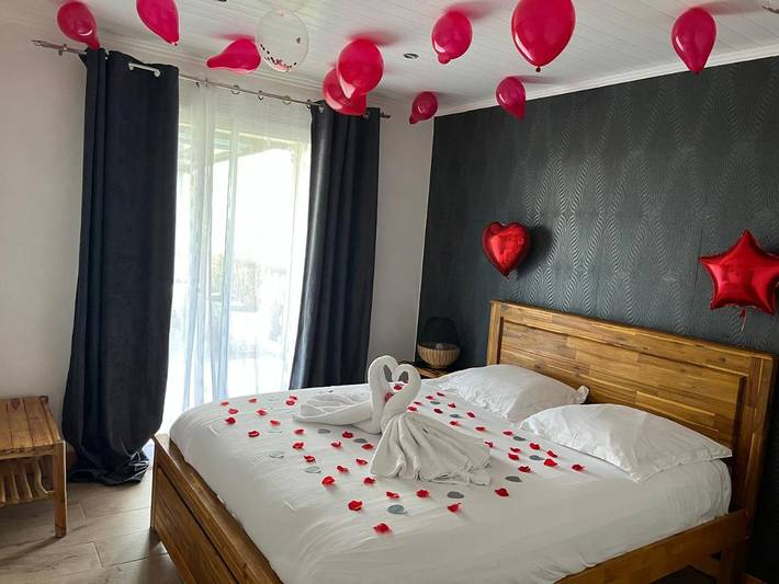 Location de vacances pour 6 personnes, avec vue et jardin dans Les Makes - 4