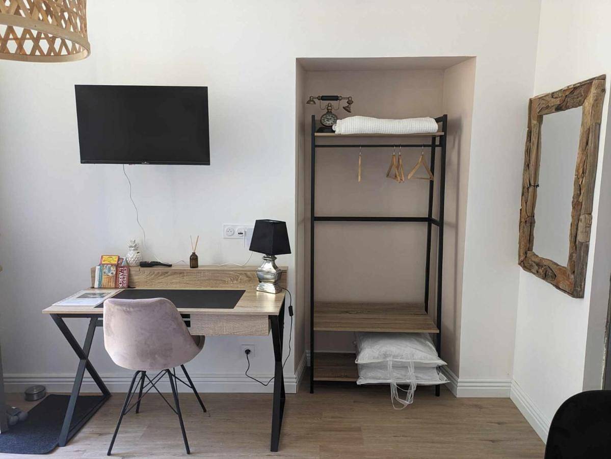 Double Room with Private Bathroom in Tournay, Hautes-Pyrénées