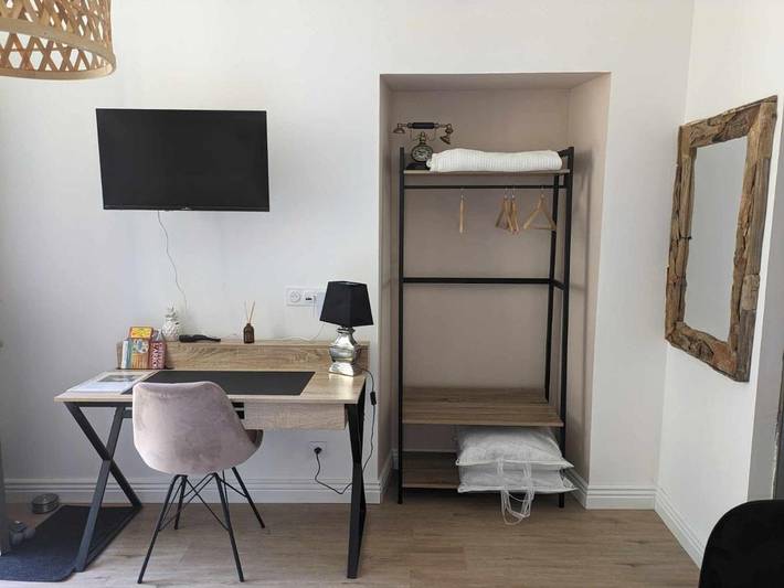 Location de vacances pour 2 personnes, avec terrasse à Tournay - 4