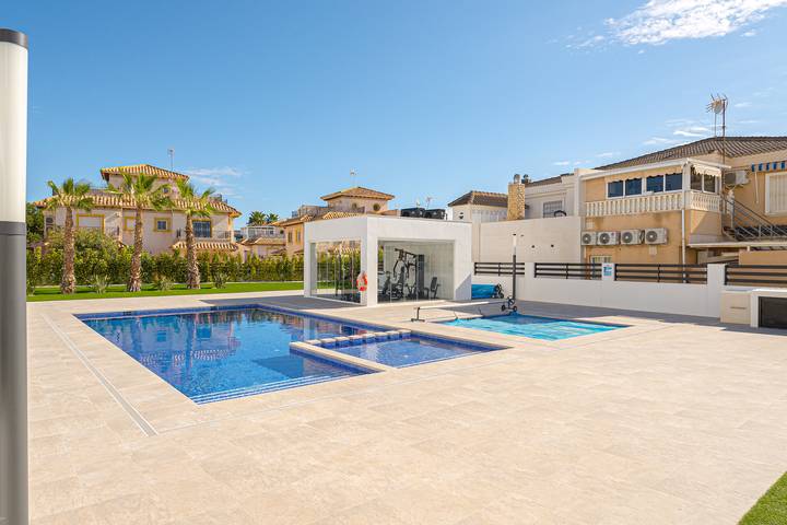 Ferienwohnung für 4 Personen, mit Pool und Terrasse in Orihuela Costa - 3