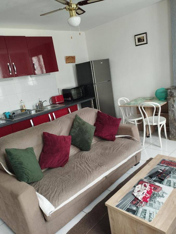 Two-Bedroom House in Margaux-Cantenac, Parc naturel régional du Médoc