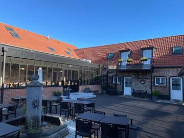 Chambre d’hôte pour 4 personnes, avec jacuzzi et jardin ainsi que terrasse et sauna, animaux acceptés dans Ecquedecques