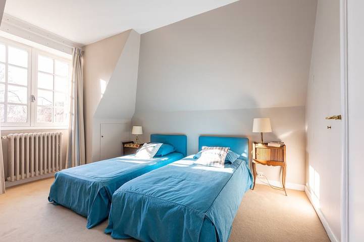 Location de vacances pour 14 personnes, avec jardin à Le Minihic-sur-Rance - 4