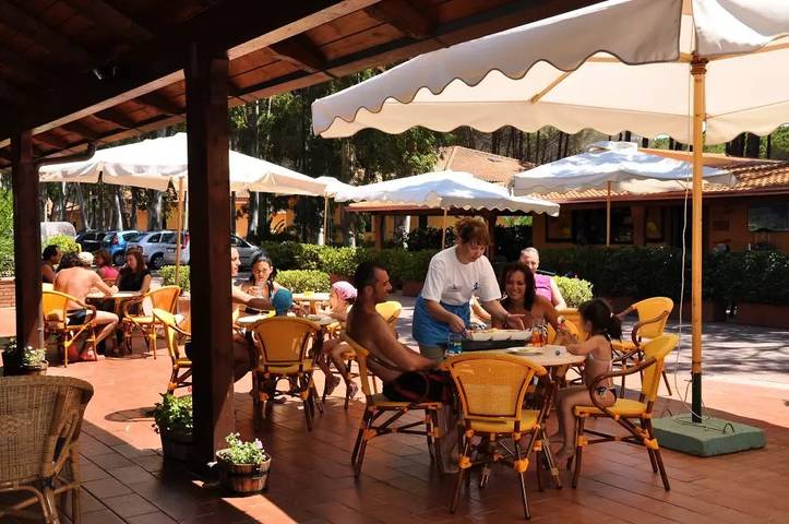 Bungalow für 4 Personen, mit Pool und Terrasse, mit Haustier in Kalabrien - 2