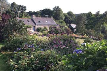 Location de vacances pour 6 personnes, avec jardin à Saint-Thois